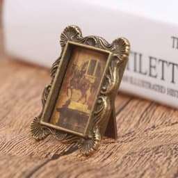 Furniture Toys 1:12 Dollhouse Picture Frame Miniature European Vintage Photo Frame for Dollhouse Accessories Cute