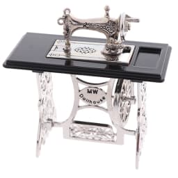 1:12 Dollhouse Miniature Furniture Retro Sewing Machine Knitting Tools Model Doll House Decor Simulation Furniture Model