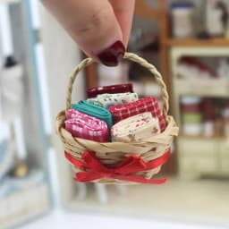 Miniature Sewing Accessories Mini Needle and Thread Storage Box Needle Scissors Kit Dollhouse Decor Kids Gift Doll Accessories