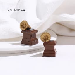 Mini Domestic Appliance Miniature Retro TV/Telephone/Camera/Piano/Phonograph Home Decoration DollHouse Accessories Toys