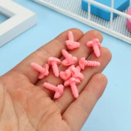 10Pcs DIY Animals Crafts Plastic Triangle Noses For Dolls Toys For Bear Buttons Toy DIY Safety Nose Dolls Accessories