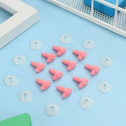 10Pcs DIY Animals Crafts Plastic Triangle Noses For Dolls Toys For Bear Buttons Toy DIY Safety Nose Dolls Accessories