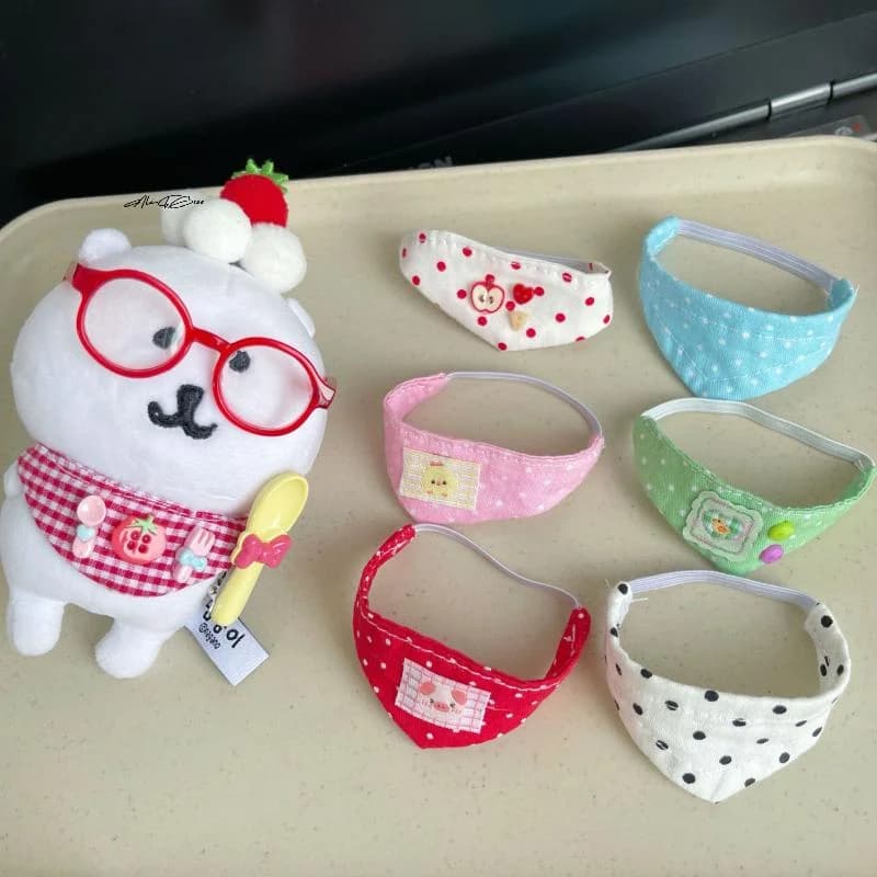 1Pc 22 Kinds Cute Mini Saliva Towel Doll Clothes Suitable For 10cm Cotton Doll Triangle Scarf Decoration