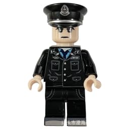 Building block doll police catch thieves traffic Chinese traffic police riding a motorcycle boy assembling building block toys