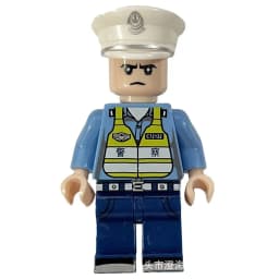 Building block doll police catch thieves traffic Chinese traffic police riding a motorcycle boy assembling building block toys