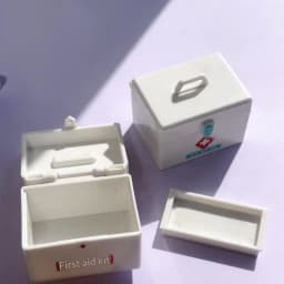 1/12 Dollhouse Miniature Simulation Medicine Box Emergency Case Model Toys Dollhouse Living Room Decoration Micro Scene Ornament