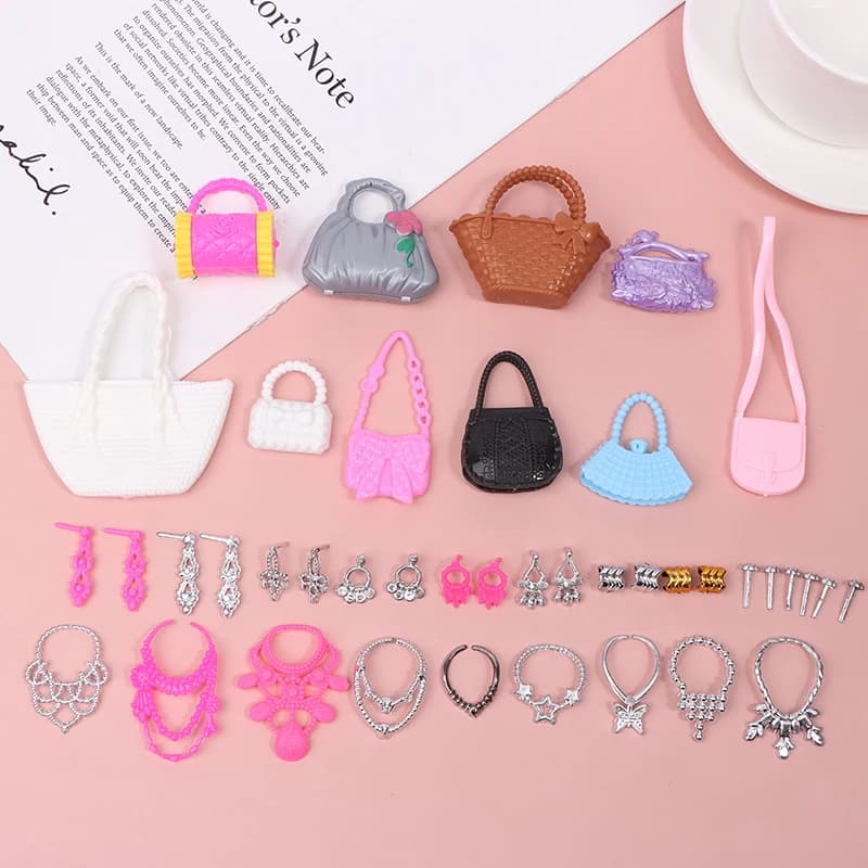 10Pcs Dollhouse Miniature Electroplated Crown Necklace Earstuds Bracelets Earrings Pendant Model Dressing Princess Doll Toy