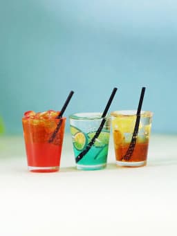 1pc 1:12 Scale Miniature Fruit Tea Drink for Dollhouse, Mini Simulated Food Toy, Decor for Kitchen & Bar Scenes