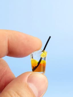 1pc 1:12 Scale Miniature Fruit Tea Drink for Dollhouse, Mini Simulated Food Toy, Decor for Kitchen & Bar Scenes