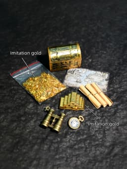 A Miniature Pirate-Style Treasure Hunting Ornament, Imitation Gold, 1/6, 1/12 Scale Dollhouse Decoration, Model House Accessories, Photography Props, Micro-Landscape Ornament, Small Gift, Giveaway, Home Decoration