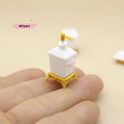 1/3Pcs Nordic Style Lotion Bottle & Soap Dish Mini Toothbrush Holder Model 1:12 Scale Dollhouse Miniature Bathroom Accessory Set