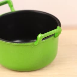 **1/12 Dollhouse Simulation Soup Pot Model Dollhouse Miniature Kitchen Cooking Pot Saucepan Decoration Dolls House Accessories