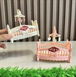1pc Dolls House Miniature Cradle Bed, Dolls House Bedroom Bed Furniture, Desktop Miniature Decor, Charming Miniatures Bedroom, D