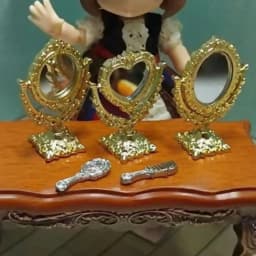 Gloden Frames Dollhouse Dressing mirror Doll Accessories Round Oval Heart Retro Miniature Mirror Dollhouse Ornament Toy