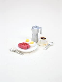 A Miniature Breakfast Scene Decoration, Miniature Coffee, Miniature Sausage, Miniature Eggs, Dollhouse Dollhouse Accessories, Dollhouse Toys, Toy House Decorations, Miniature Food Toys, Photography Props, Miniature Landscape Decorations, Miniatures Decoration, Small Gifts, Giveaways, Home Decor Items