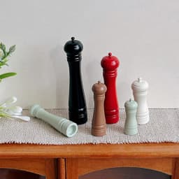 New 3Pcs Doll House Furniture Gift Dollhouse Alloy Cooking Pepper Grinding Bottle Miniature Mini Scene Model Doll Accessories