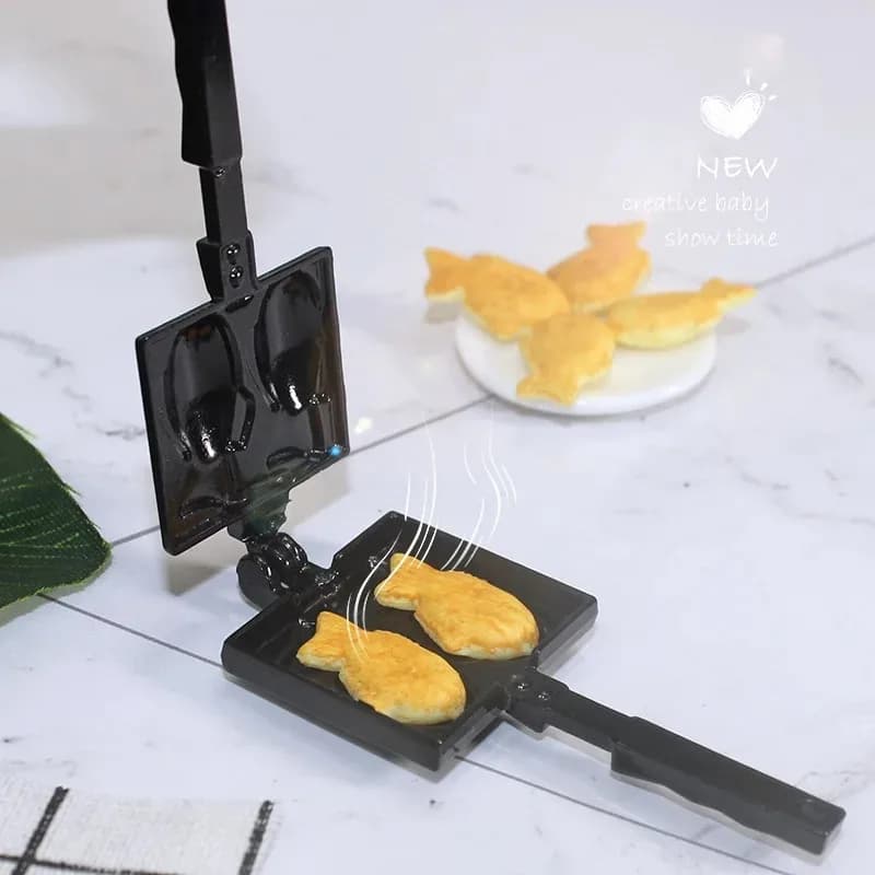 Dollhouse Copper Mini Taiyaki Mold Baking Pan Miniature Items Braised Snapper Mould Food Doll House Kitchen Accessories