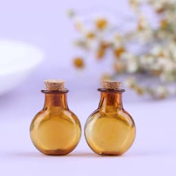 2Pcs 1:12 Dollhouse Miniature Glass Color Bottles Cork Bottles Tiny Jar Wishing Bottle Model For Dollhouse Decoration