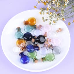 2Pcs 1:12 Dollhouse Miniature Glass Color Bottles Cork Bottles Tiny Jar Wishing Bottle Model For Dollhouse Decoration