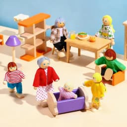 7pcs Wooden Family Dolls Mini People Figures Dollhouse Role Playing Imagination Toys Fun with Dollhouse Family Set Birthday Gift