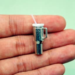 1/12 Scale Dollhouse Mini Simulation Tumbler Cup With Straw Mini Insulated Water Cup Pretend Play Doll Accessory
