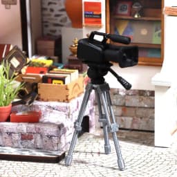 Mini Video Camera Tripod Model 1:12 Scale Dolls House Photography Scene Layout Props Dollhouse Decor Ornament Pretend Play Toys