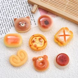 8/16/24pcs Shiny Cartoon Bear Bread Resin Flatback Charms Non-Magnetic DIY Decorative Crafts for Phone Case Hairpin Scrapbooking
