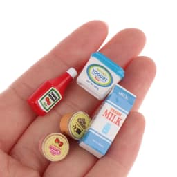 5Pcs 1/12 Scale Simulated Tomato Sauce & Iced Yogurt Mini Model Set DIY Dollhouse Kitchen Scene Layout Decor Accessories