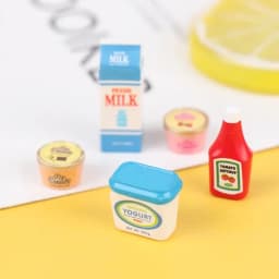5Pcs 1/12 Scale Simulated Tomato Sauce & Iced Yogurt Mini Model Set DIY Dollhouse Kitchen Scene Layout Decor Accessories