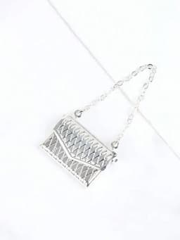 1 Piece of Openable Dollhouse Miniature Metal Handbag 1/12 1/6 Mini Simulation Shoulder Bag BJD Doll Decoration Accessories