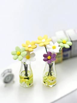 1:12 Dollhouse Mini Glass Vase With Flowers Tiny Floral Ornament Home Interior Craft Findings