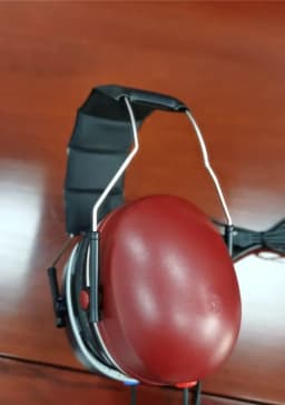 High-Sensitivity Audiometer Headphone Profession Electric Audiometer Air Conduction Headphones Hearing Test Earphone Ear Care