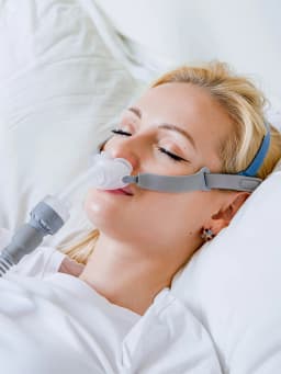 BMC P2H Nasal Pillow Mask with Headgear, Waterless Humidification CPAP Mask for Travel Machines, S/M/L Sizes
