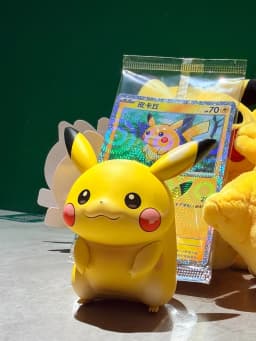 30th Anniversary Pikachu Figure Set Genuine Pokemon Dream Painting Pikachu Figure Simplified Chinese PTCG Collectible Cards Gift
