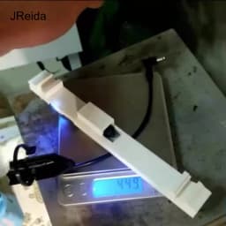 Lightweight Drone Dropper with Light Sensor Control, DJI Phantom 3/4 Dropper for Delivering Outdoor Rescue Accessories.