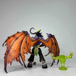 World of Warcraft Figurine Illidan Stormrage Demon Hunter Yudian Action Figure Desk Ornament Gift