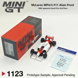McLaren MP4/4 Alain Prost #11 MiniGT 1123 1:64 1988 Japan GP Classic F1 MGT01123 With Extra Display Free Base Diecast Car Model