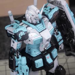 RG40B RX-78-2 2.0 1/144 Hatsune Color Plastic Assembly Model Kit Collectible Figure Desktop Ornament Boys' Puzzle Toys Gift