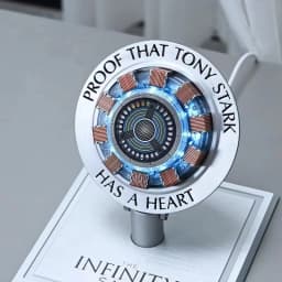Iron Man Arc Reactor Wireless Charger Tony Stark Heart Reactor Lamp 15W Fast Wireless Charging Stand LED Light Collectible Gift