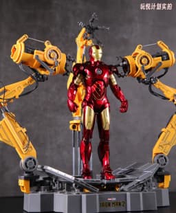 ZD MK6 MK4 Toy Iron Man WITH SUIT-UP GANTRY LED Circular Armor Dismantling Platform  Anime Tony Stark Model Action Figure Gifts