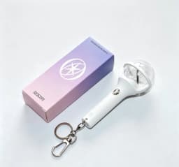 Katseye Mini Rescue Stick with High Face Value and Luminous Performance, the Same Style Around the Anime Concert