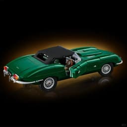 Classic Convertible Sports Car Christmas Toy for Family Decor Gift Building Blocks Bricks 1673pcs Vintage British Roadster Model