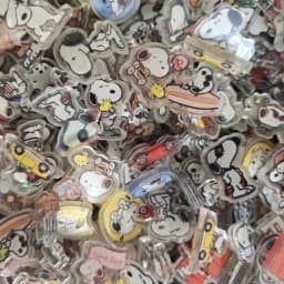 50-100 Pcs 2cm Snoopy Acrylic Board DIY Decoration for Refrigerator Magnet Mobile Phone Case Material Anime Cartoon Gift New Toy