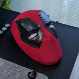 Anime 1:1 Deadpool Series Electric Helmet Toys Can Blink And Glow Halloween Cosplay Mask For Boys Deadpool Helmet Birthday Gifts