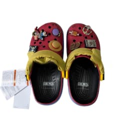Super new One Piece collaboration cartoon hole shoes for boys and girls beach shoes with soft soles
