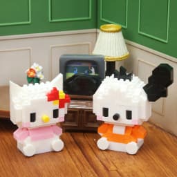 Sanrio Anime Building Blocks Kawaii Hello Kitty Kuromi MyMelody Cinnamoroll Diamond Building Blocks Doll Toy Kids Birthday Gift