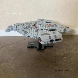 NEW Space Nine USS Defiant NX-74205 Midi-Scale Building Blocks DIY MOC Spaceship Assembly Bricks Kids Christmas Toy Gift 665Pcs