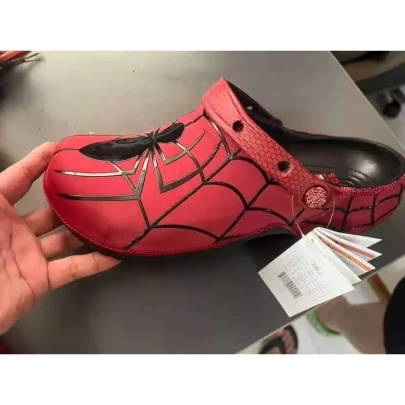 Kawaii Beach Sandals Hole Shoe Comics Cartoon 3D Adult Service Breathable Fashion Trend Sense of Luxury  Gift in Stock