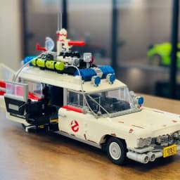 New In Stock Ghostbuster Ecto-1 Building Blocks Car Model Bricks for Adults Toys Halloween Christmas Gifts