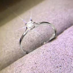 Huitan Low-key Design Wedding Rings for Women Thin Band Luxury Solitaire Cubic Zirconia Rings Temperament Elegant Engage Jewelry